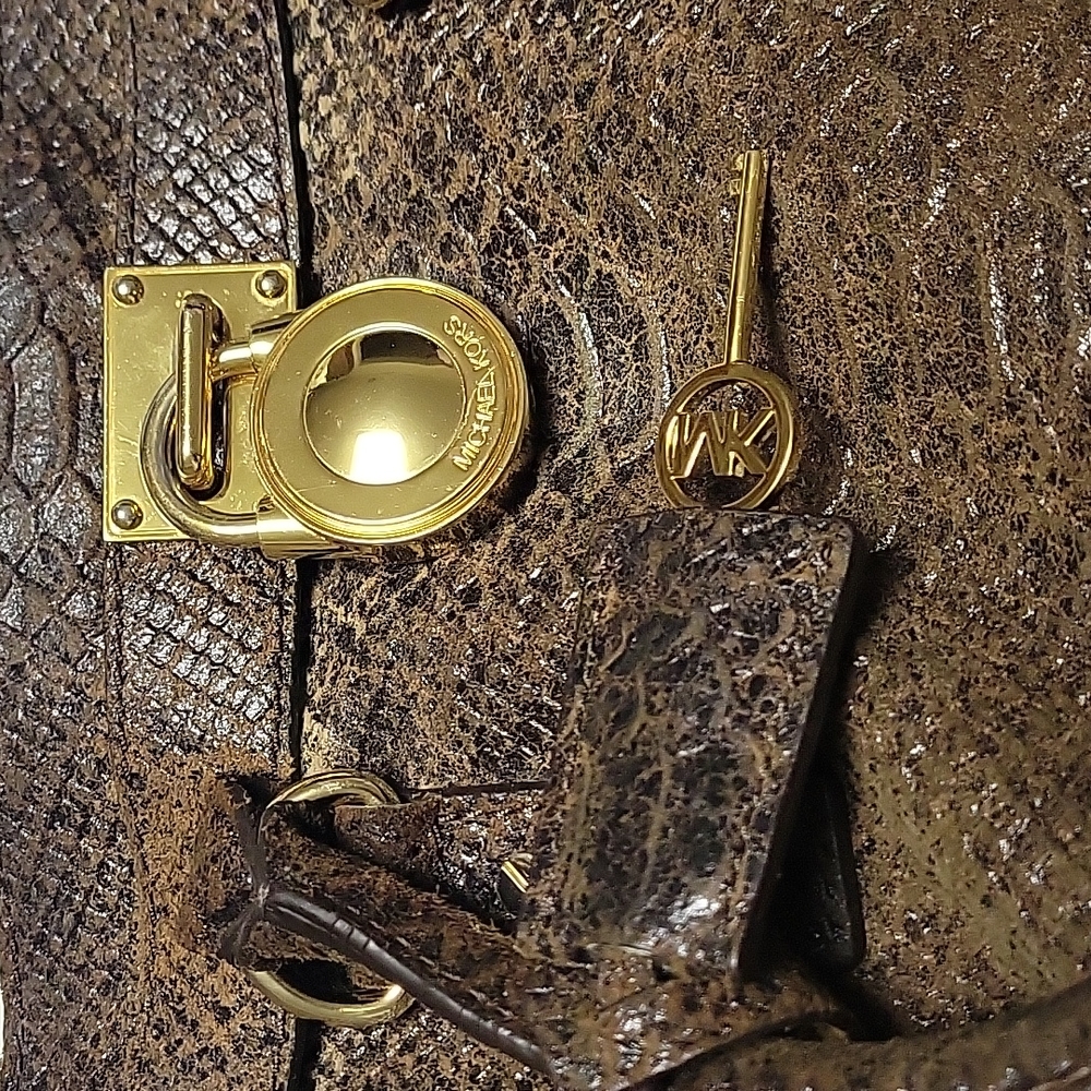 Michael Kors Special Edition Mocha Python - image 6